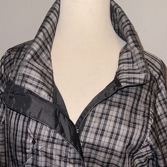 NAU XSmall Women's Taupe/Black Plaid Asymmetric Snap Closure Jacket - Picture 5 of 10